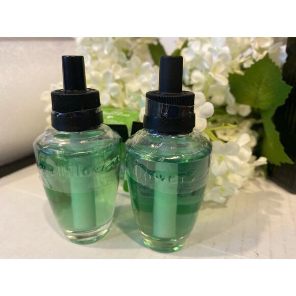 Bath & Body Works Eucalyptus Mint” 2 New Wallflowers - Picture 4 of 4